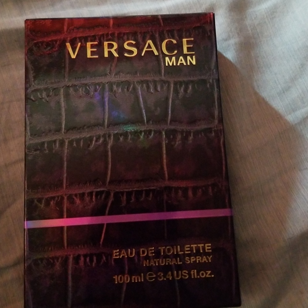 Men Versace cologne
